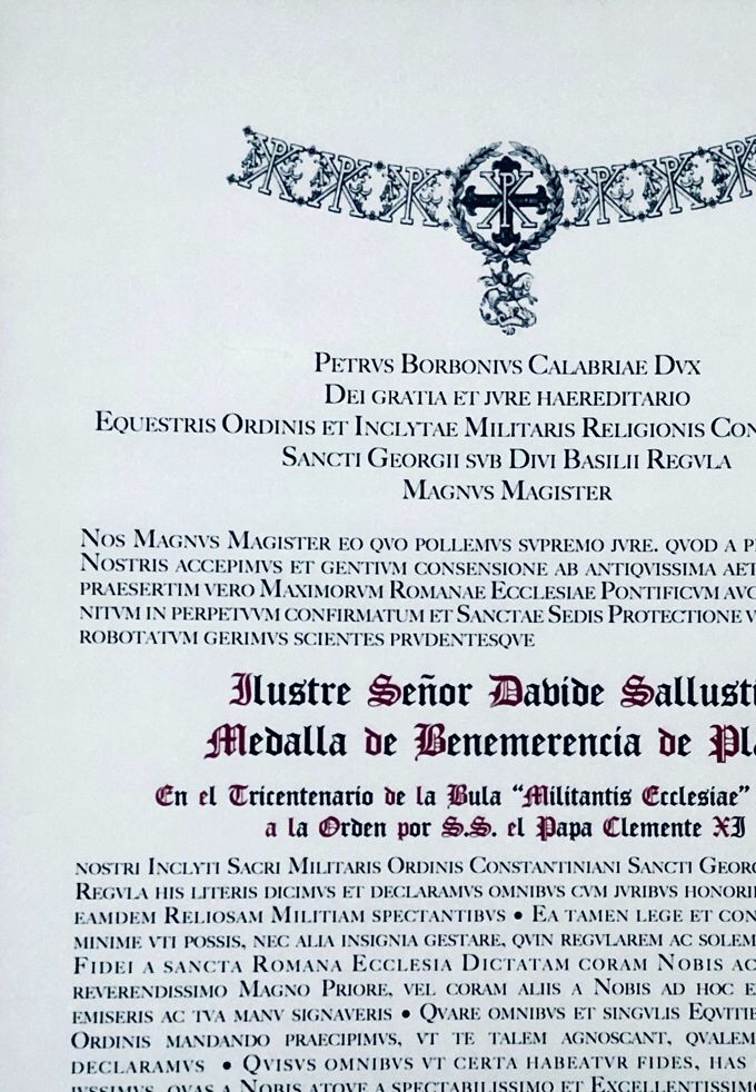 Diploma medaglia di benemerenza Tricentenario  Bolla “Militantis Ecclesiae” d’argento del SMOCSG 